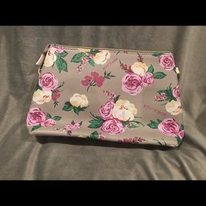 Adorable cosmetic bag